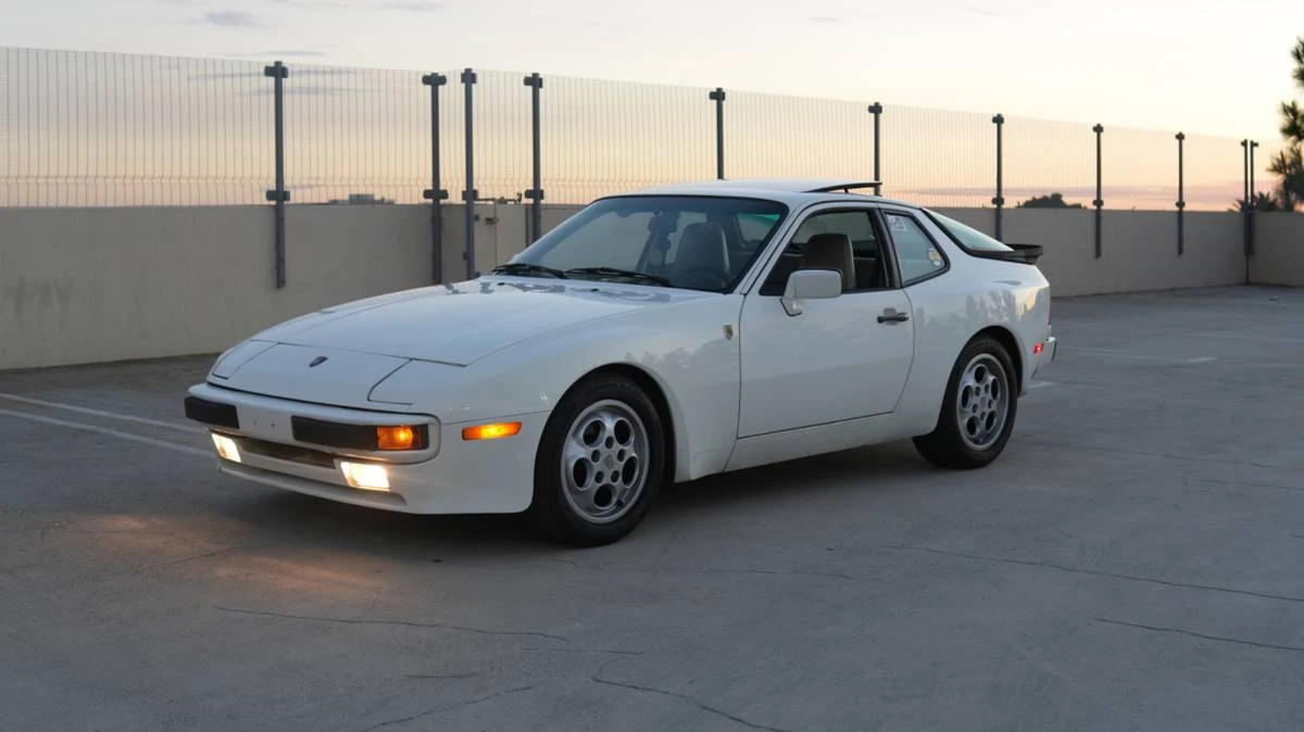 1987 Porsche 944 S - Image 5 of 14
