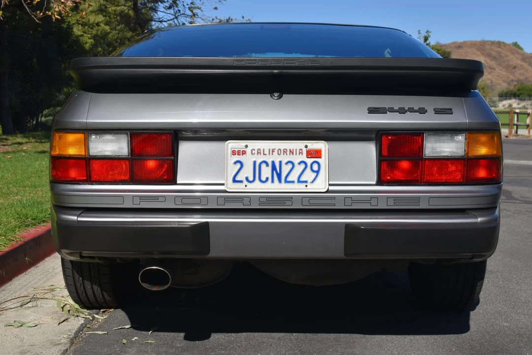 1987 Porsche 944 S - Image 21 of 31