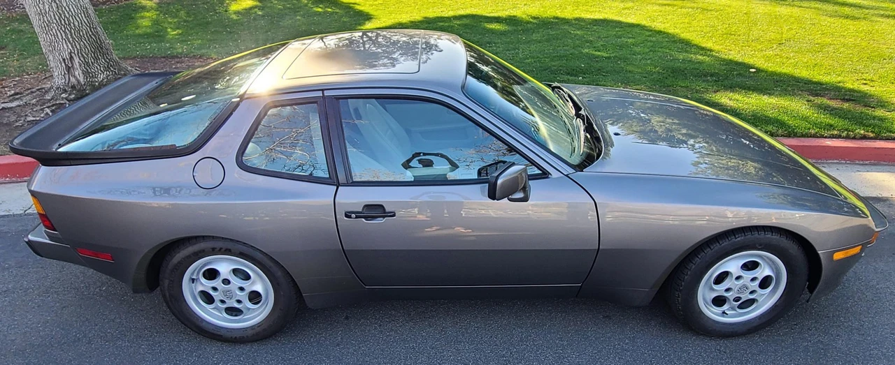 1987 Porsche 944 S - Image 26 of 31