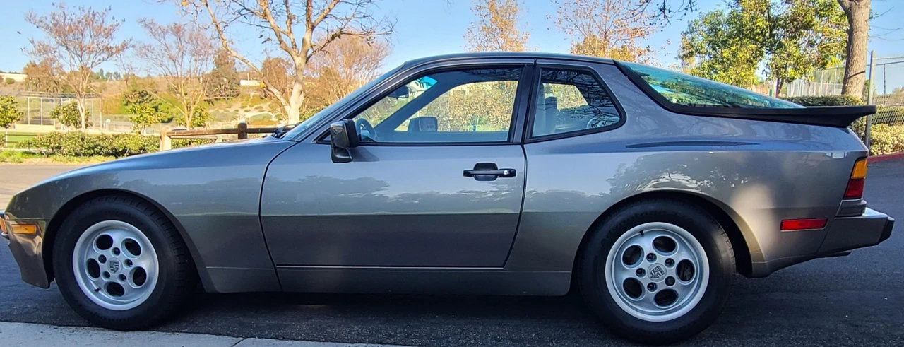 1987 Porsche 944 S - Image 12 of 31