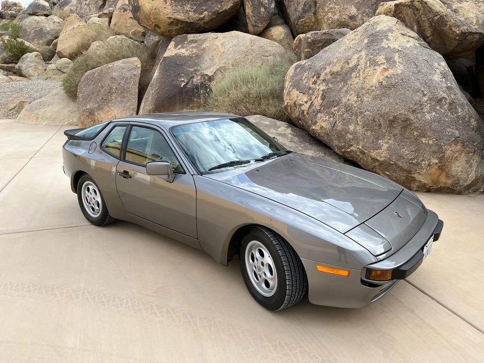 1987 Porsche 944 S - Image 14 of 31