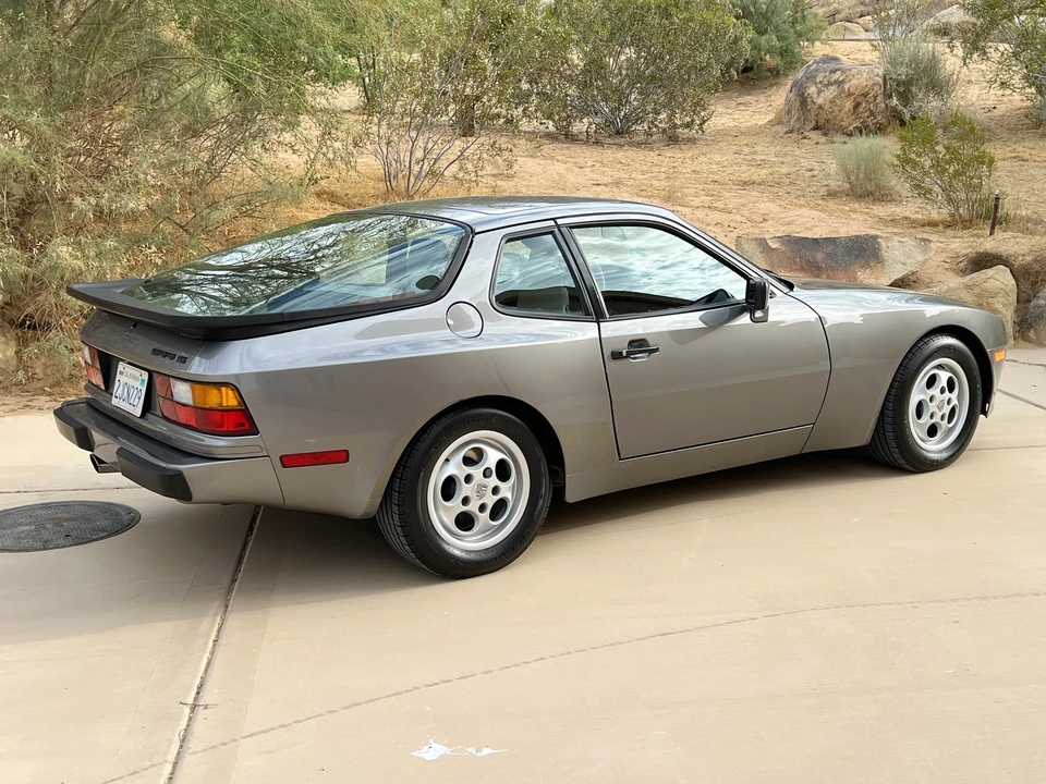 1987 Porsche 944 S - Image 17 of 31