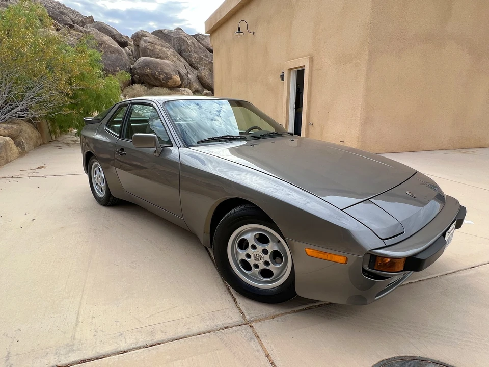 1987 Porsche 944 S - Image 13 of 31