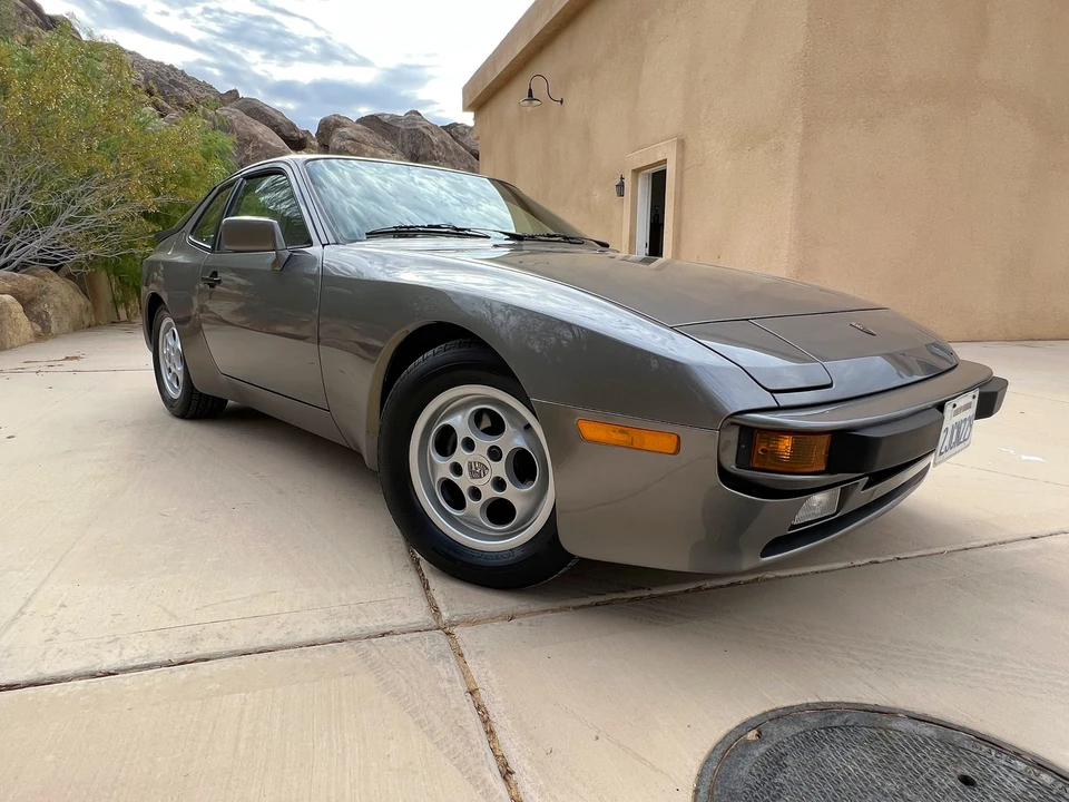 1987 Porsche 944 S - Image 12 of 31