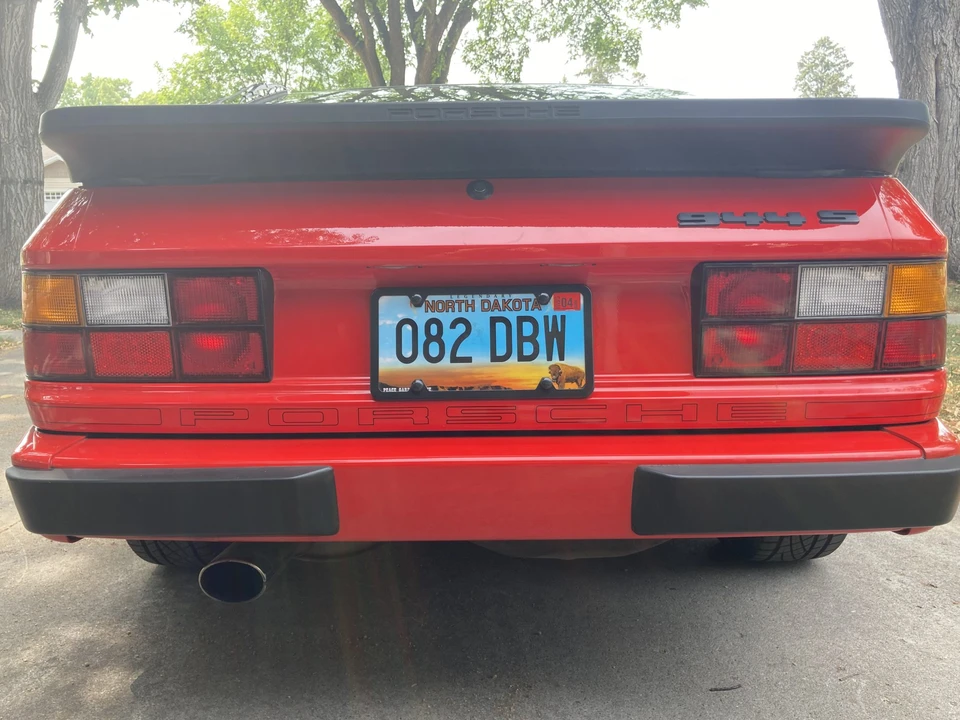 1987 Porsche 944 S - Image 8 of 31