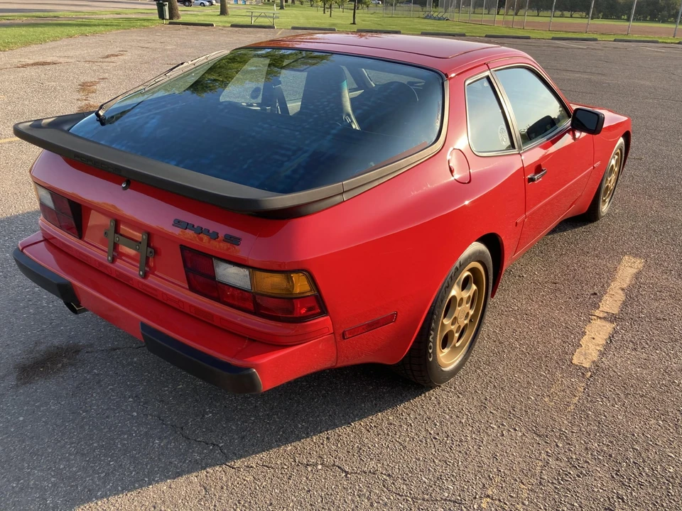 1987 Porsche 944 S - Image 12 of 31