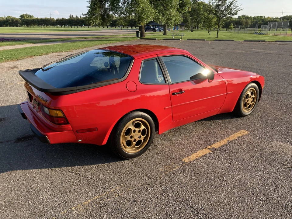 1987 Porsche 944 S - Image 9 of 31