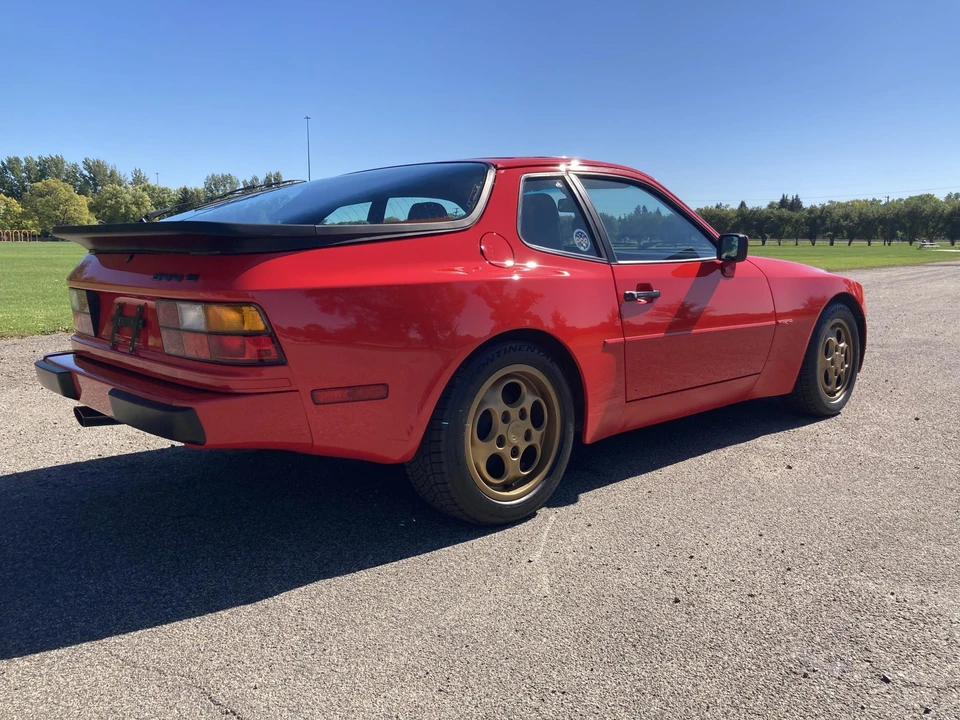 1987 Porsche 944 S - Image 11 of 31