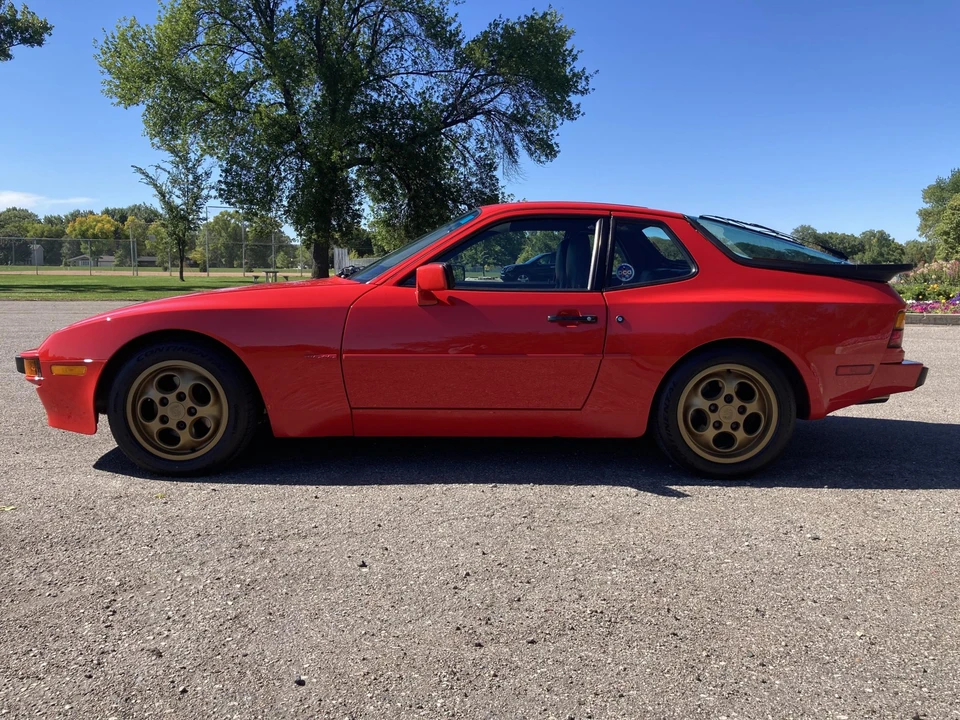 1987 Porsche 944 S - Image 5 of 31