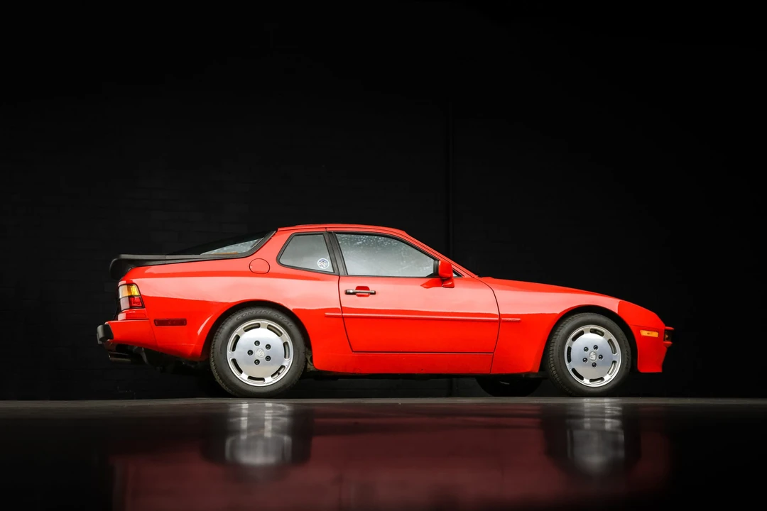1987 Porsche 944 S - Image 9 of 31