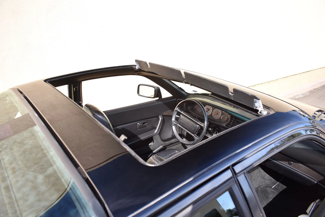 1987 Porsche 944 S - Image 19 of 31