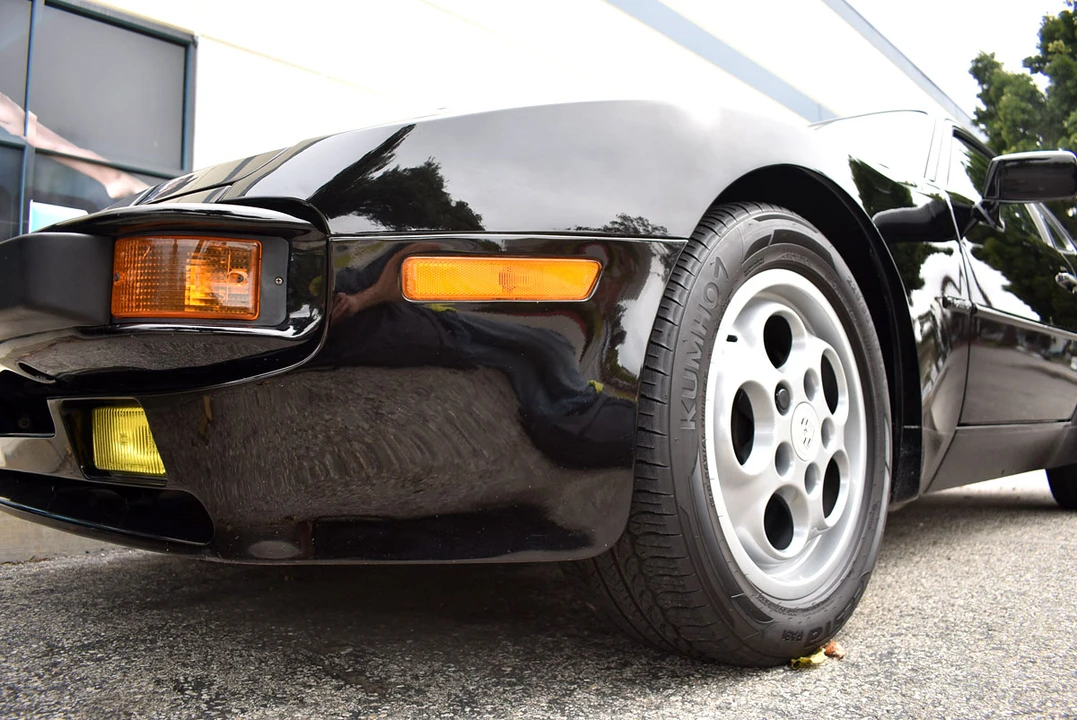 1987 Porsche 944 S - Image 9 of 31