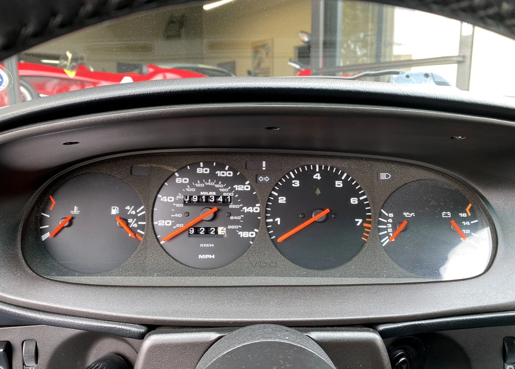 1987 Porsche 944 S - Image 24 of 31