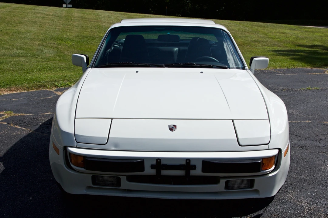 1987 Porsche 944 S - Image 16 of 31