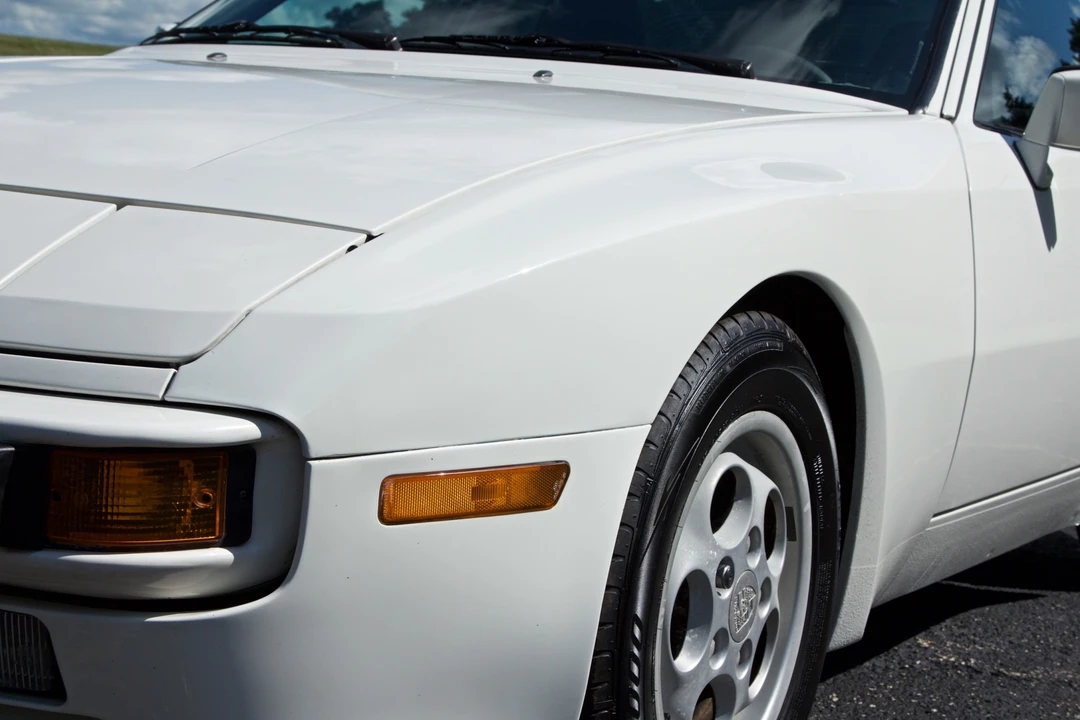 1987 Porsche 944 S - Image 24 of 31