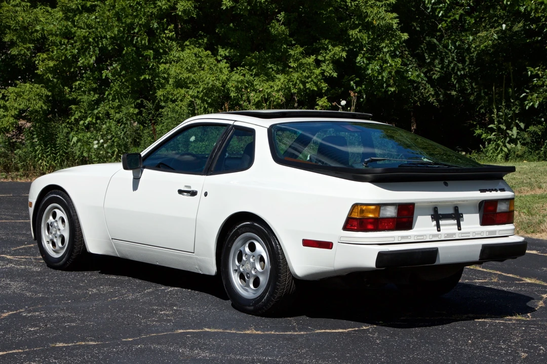 1987 Porsche 944 S - Image 10 of 31