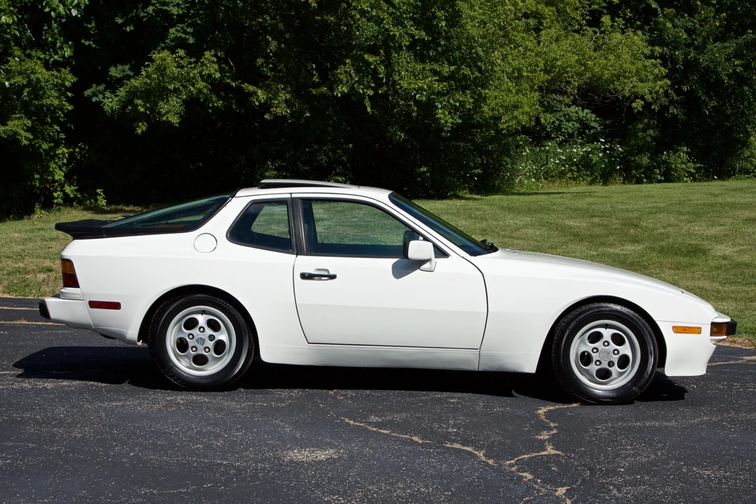 1987 Porsche 944 S - Image 4 of 31