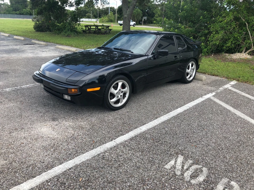 1987 Porsche 944 S - Image 5 of 31