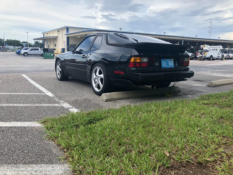 1987 Porsche 944 S - Image 7 of 31