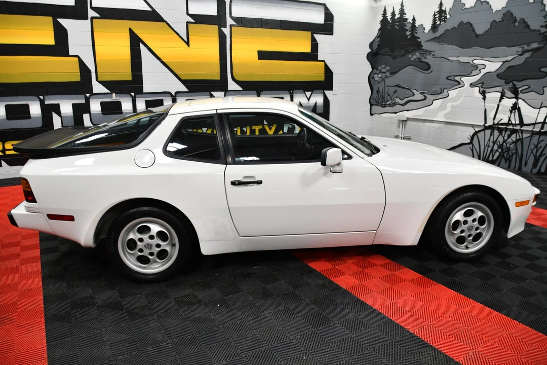 1987 Porsche 944 S - Image 21 of 31
