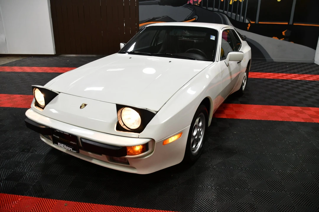 1987 Porsche 944 S - Image 2 of 31