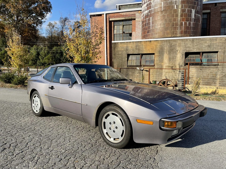 1987 Porsche 944 S - Image 4 of 31