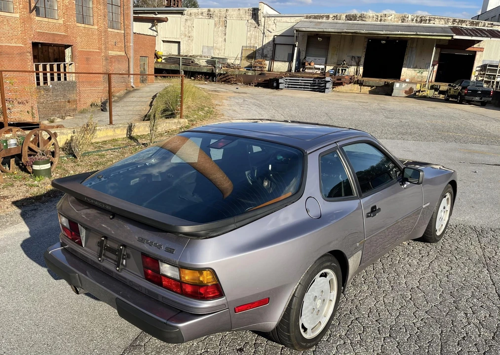 1987 Porsche 944 S - Image 11 of 31
