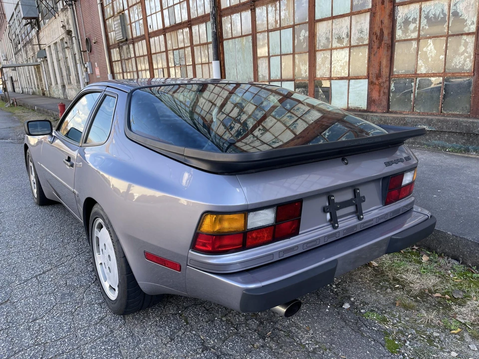 1987 Porsche 944 S - Image 13 of 31