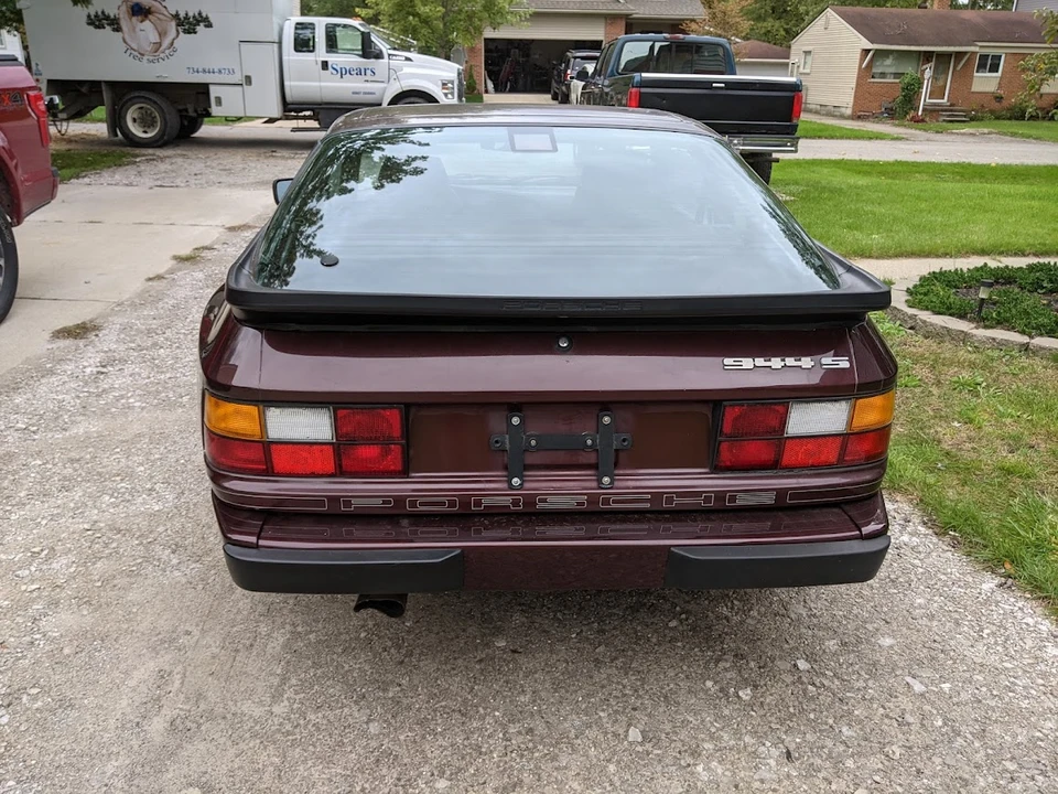 1987 Porsche 944 S - Image 17 of 31