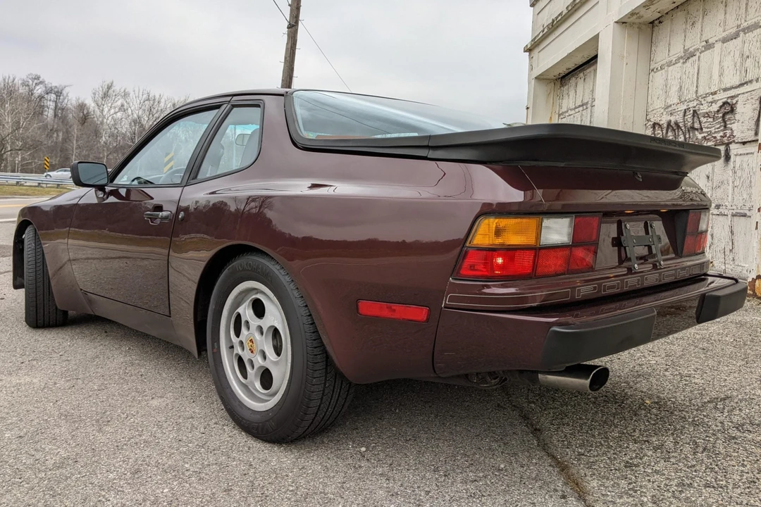 1987 Porsche 944 S - Image 9 of 31