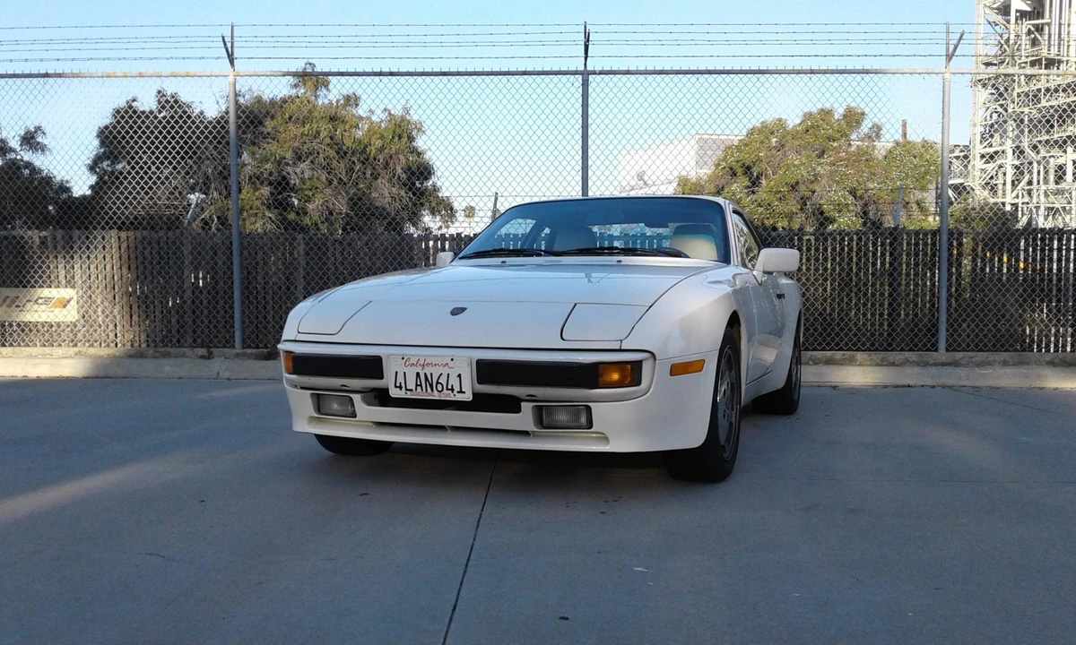 1987 Porsche 944 S - Image 2 of 31