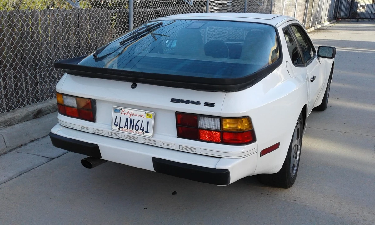 1987 Porsche 944 S - Image 14 of 31