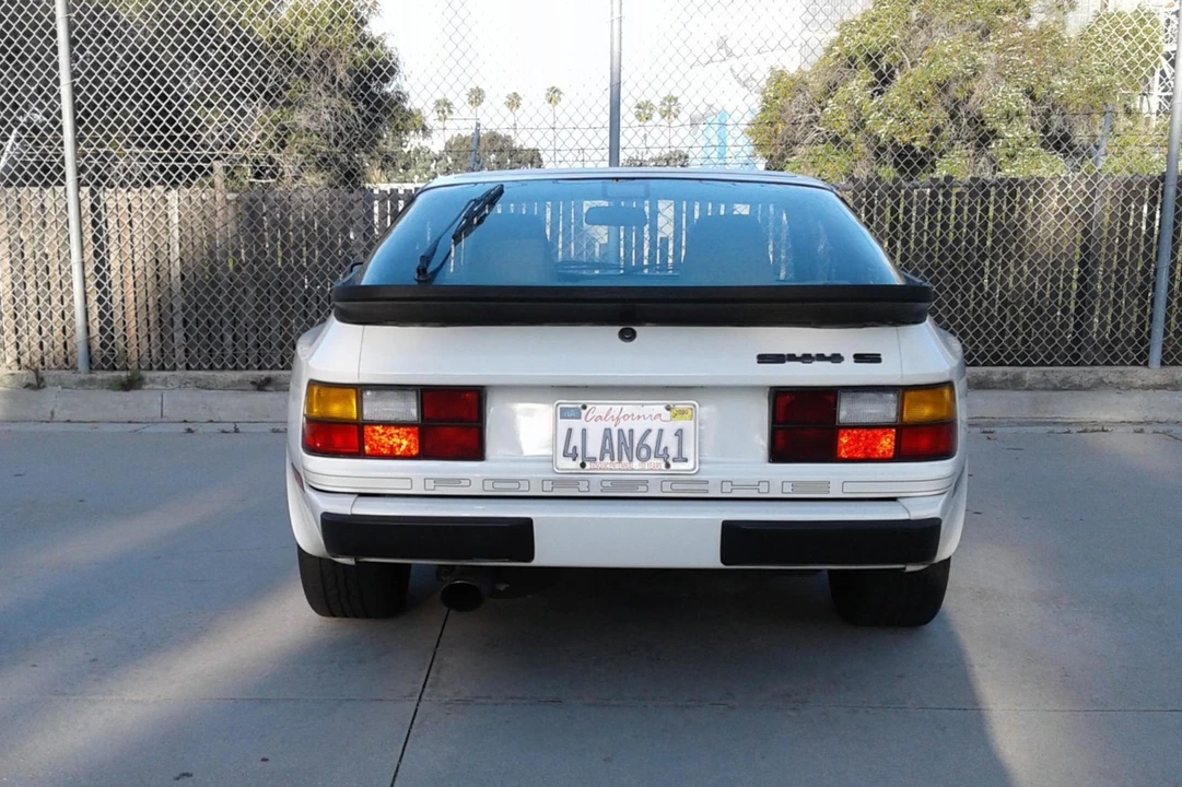 1987 Porsche 944 S - Image 12 of 31