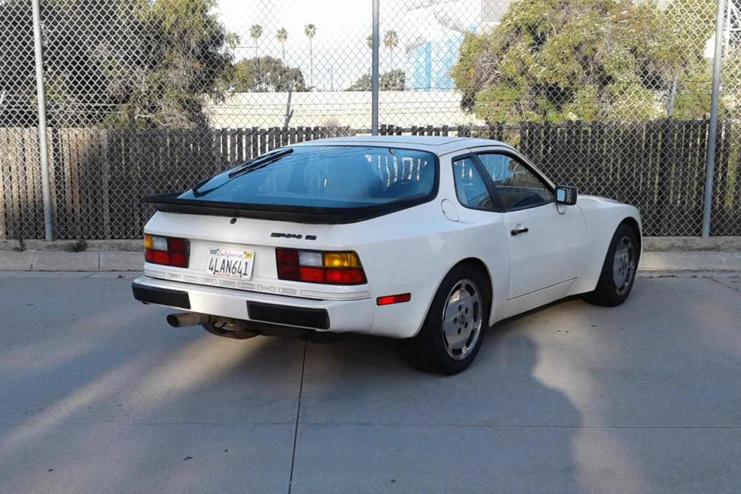 1987 Porsche 944 S - Image 13 of 31