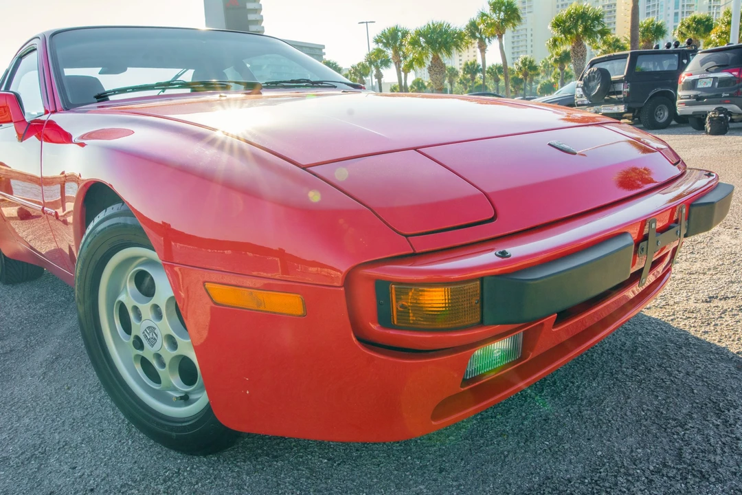 1987 Porsche 944 S - Image 16 of 31