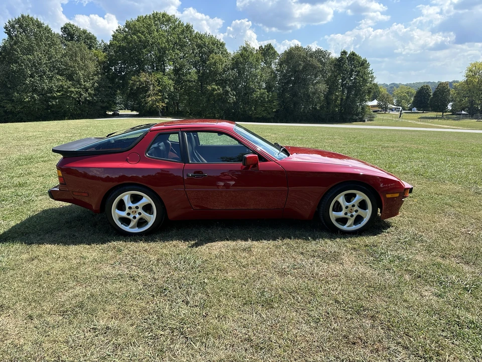 1987 Porsche 944 S - Image 16 of 31