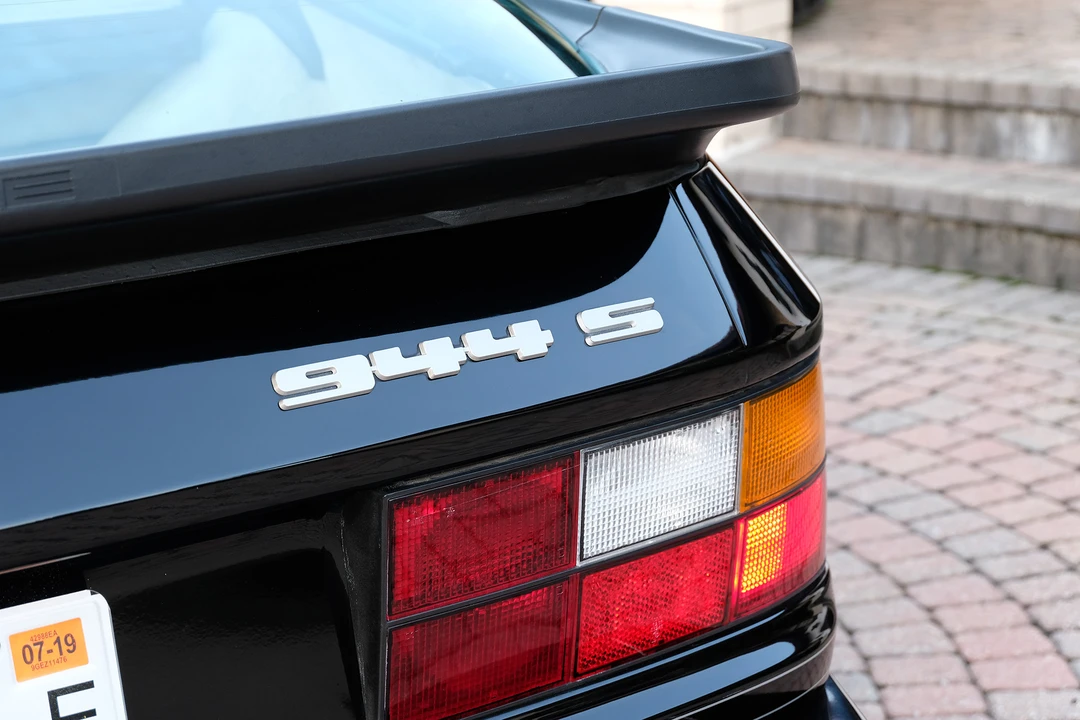 1987 Porsche 944 S - Image 28 of 31