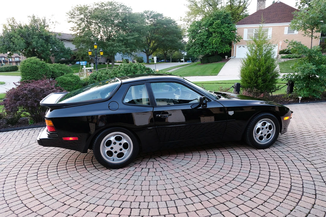 1987 Porsche 944 S - Image 2 of 31