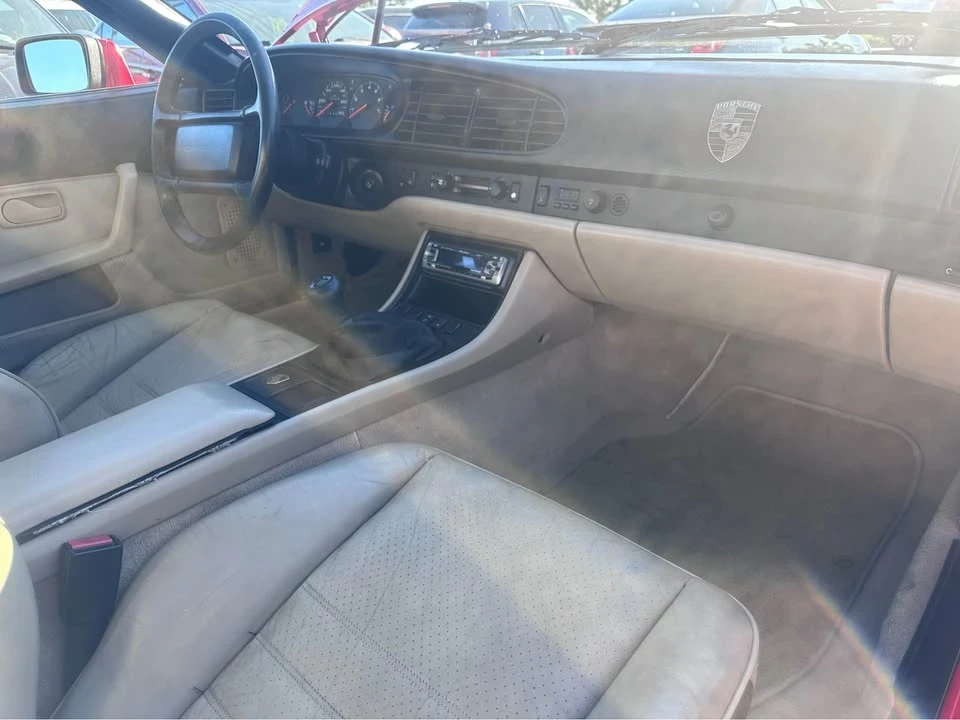 1987 Porsche 944 S - Image 15 of 17