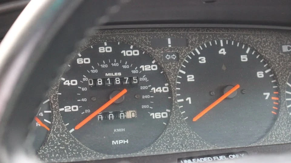 1987 Porsche 944 S - Image 15 of 20