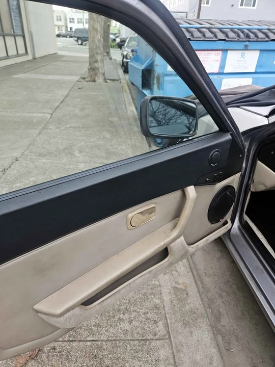 1987 Porsche 944 S - Image 5 of 17