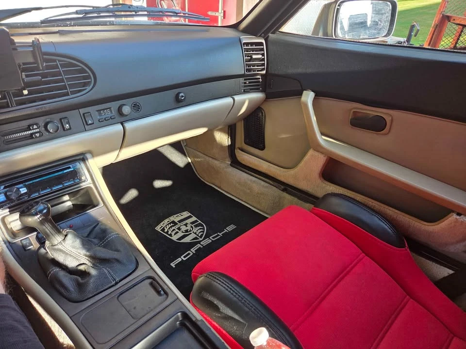 1987 Porsche 944 S - Image 15 of 18