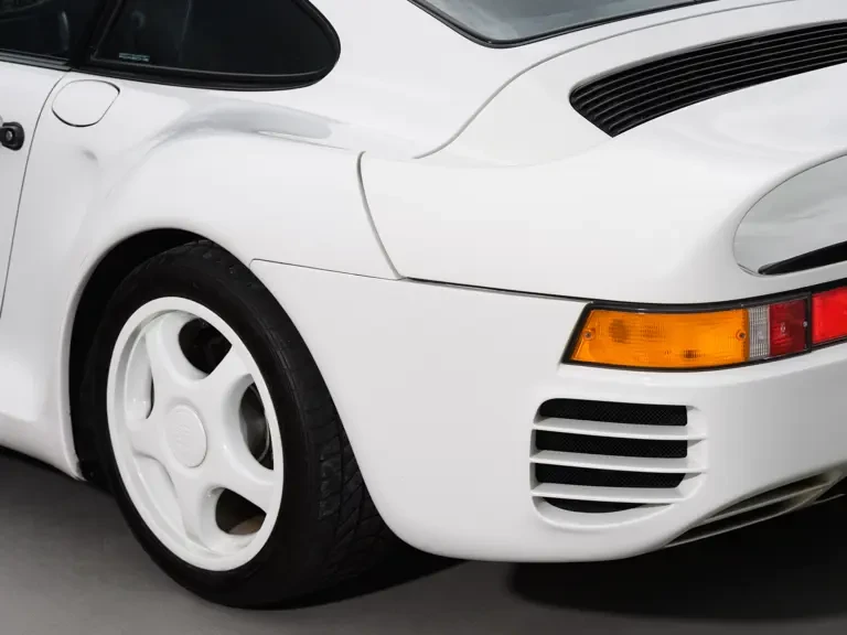 1987 Porsche 959 - Image 28 of 31