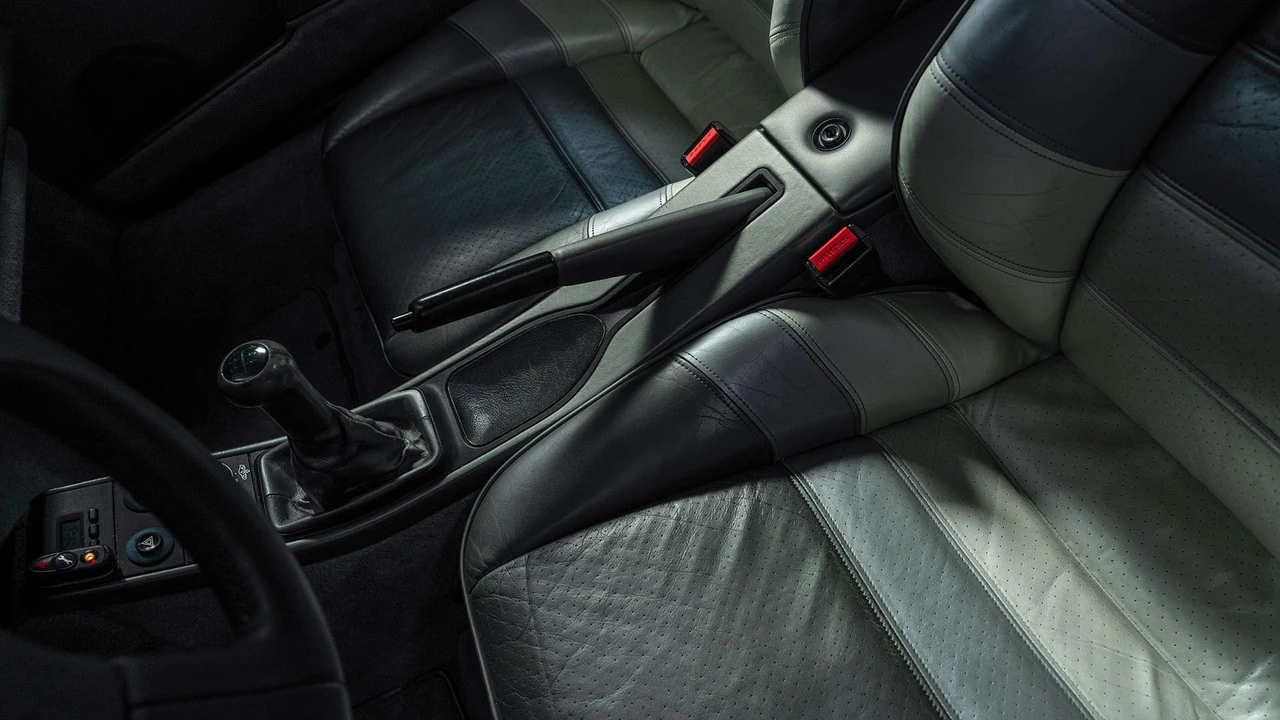 1987 Porsche 959 - Image 30 of 31