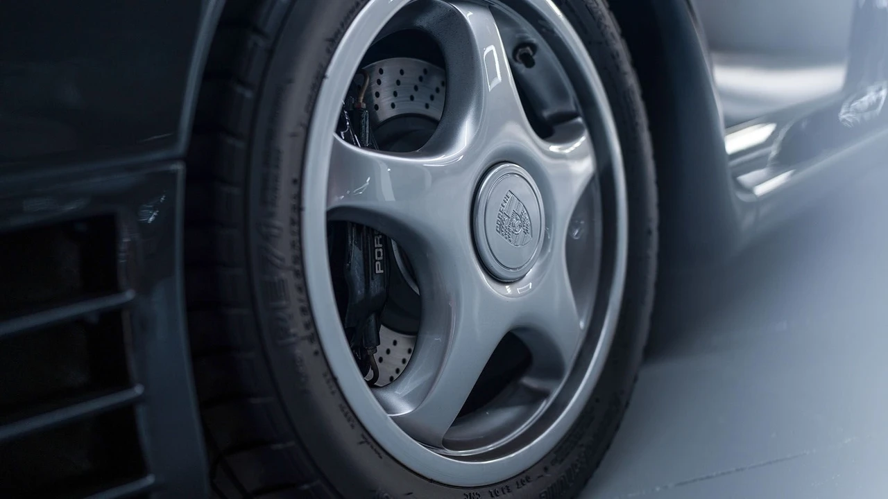 1987 Porsche 959 - Image 12 of 31