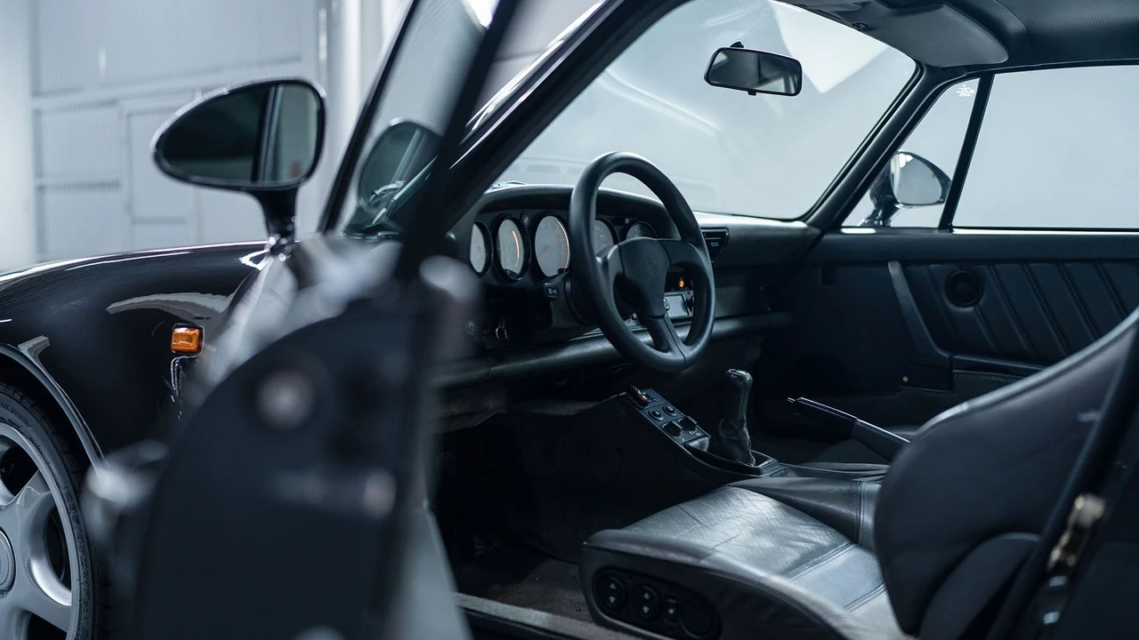 1987 Porsche 959 - Image 27 of 31