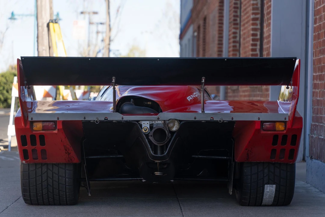 1987 Porsche 956 & 962 - Image 11 of 31