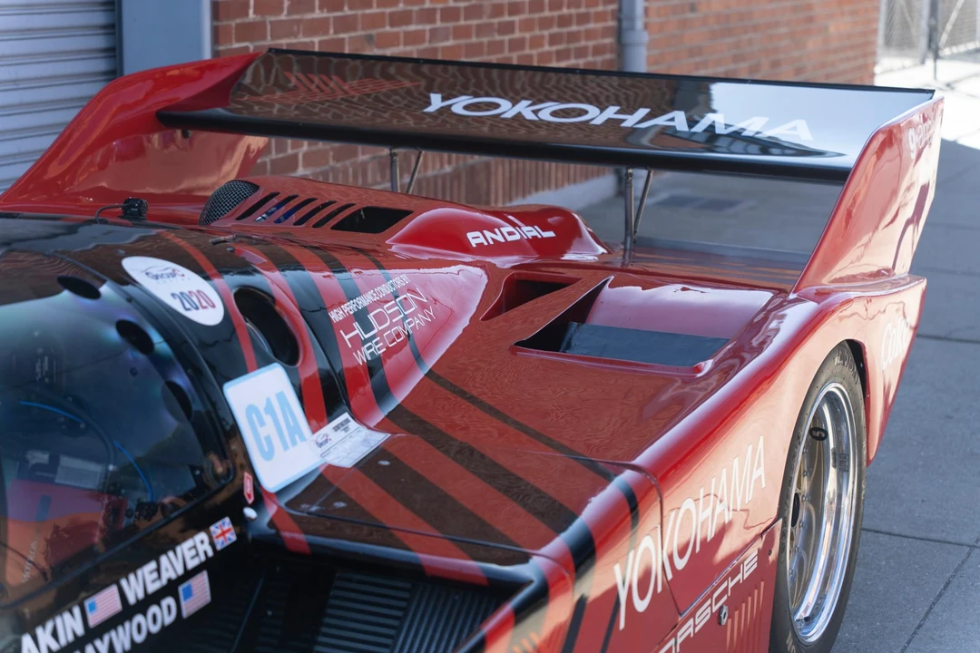 1987 Porsche 956 & 962 - Image 23 of 31