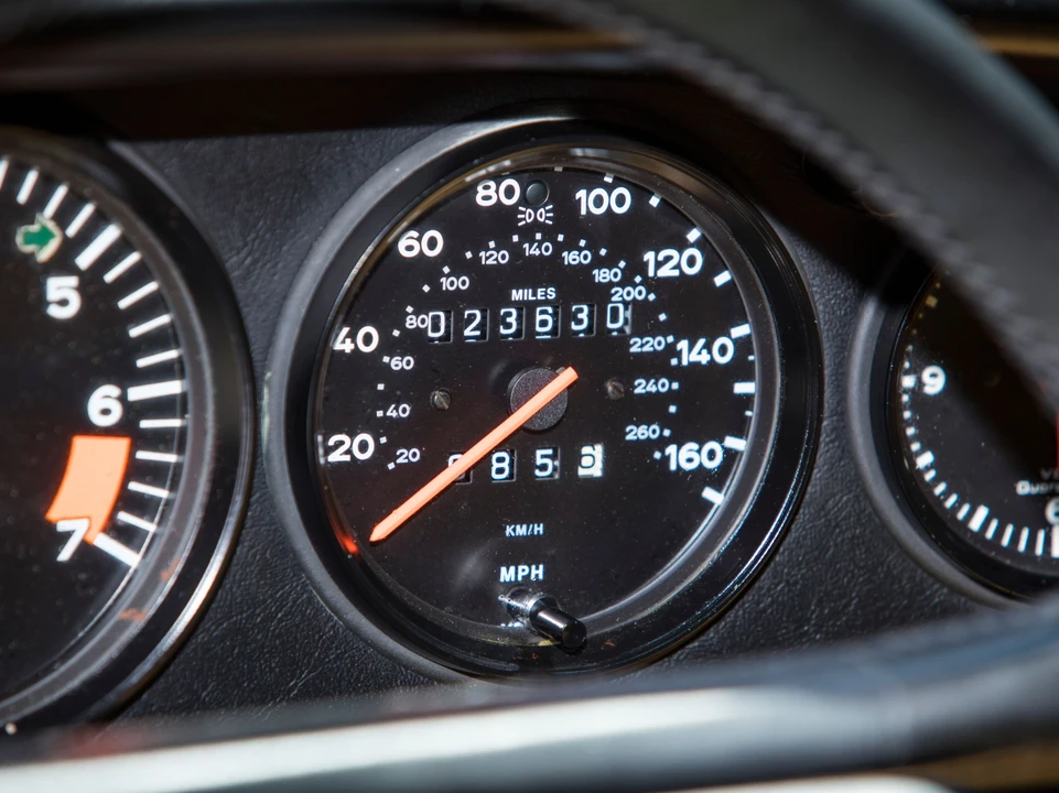 1987 Porsche 911 Carrera 3.2 - Image 16 of 28