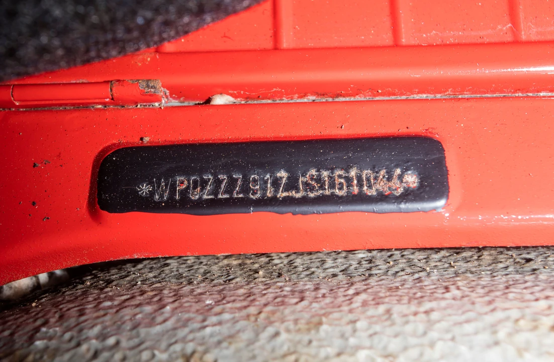 1987 Porsche 911 Carrera 3.2 - Image 12 of 28